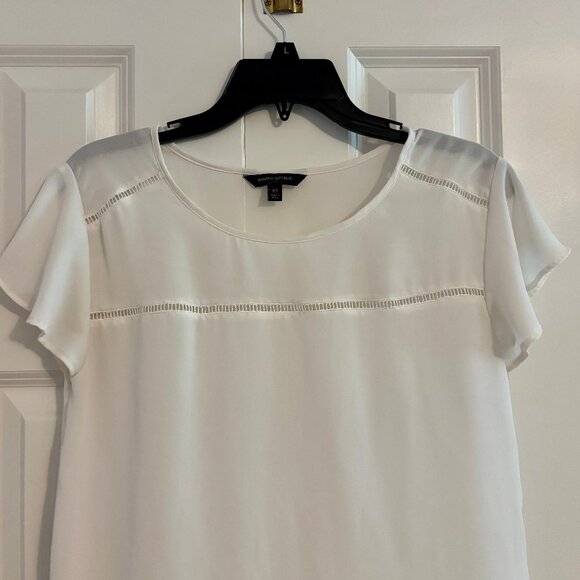 Banana Republic Factory Sheer Flutter Sleeve White Top Women XS - Picture 4 of 7